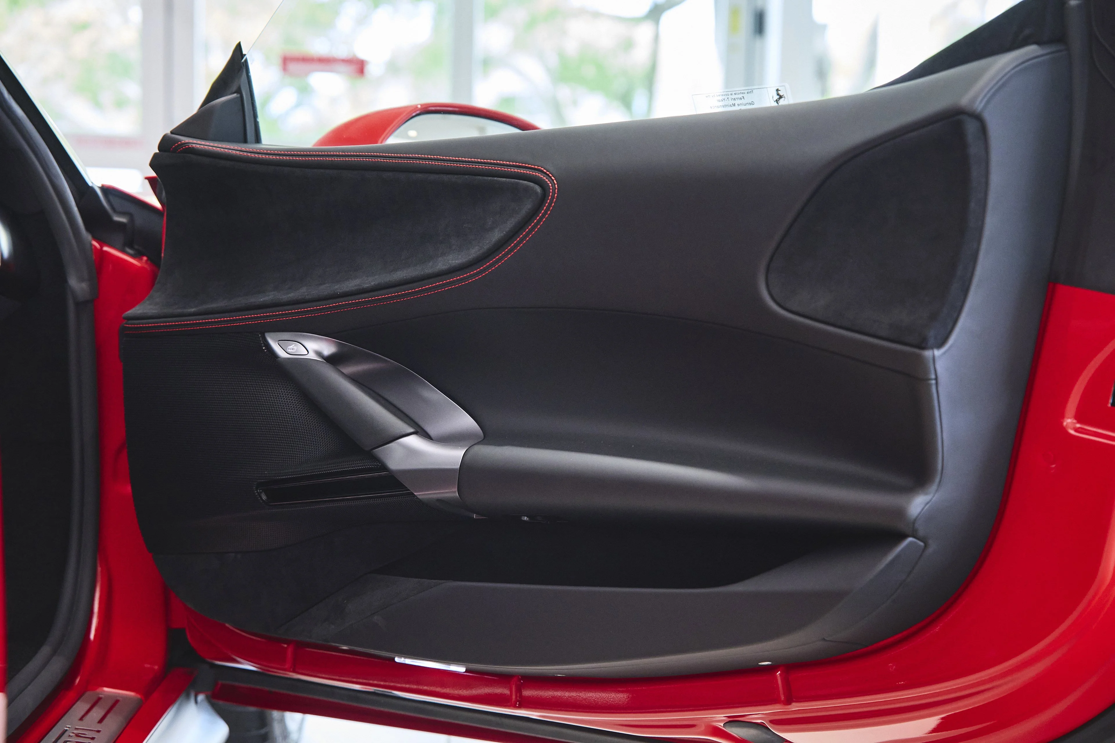 2022 Ferrari SF90 Base - Photo 38