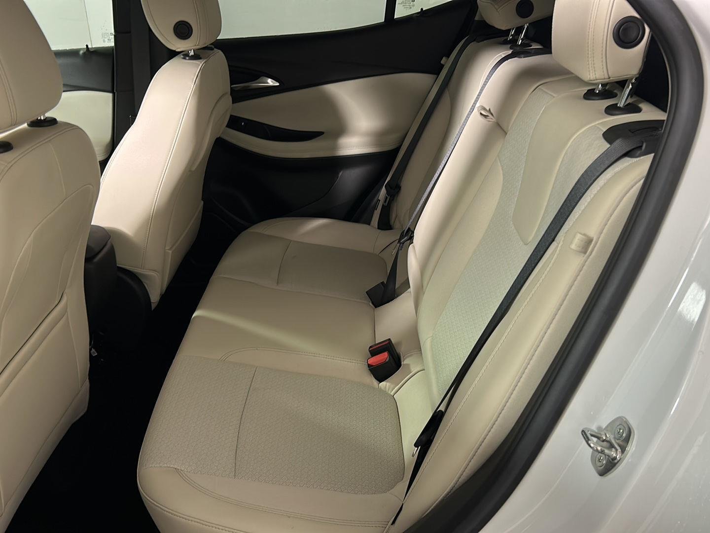 Used 2023 Summit White Buick Select image 18