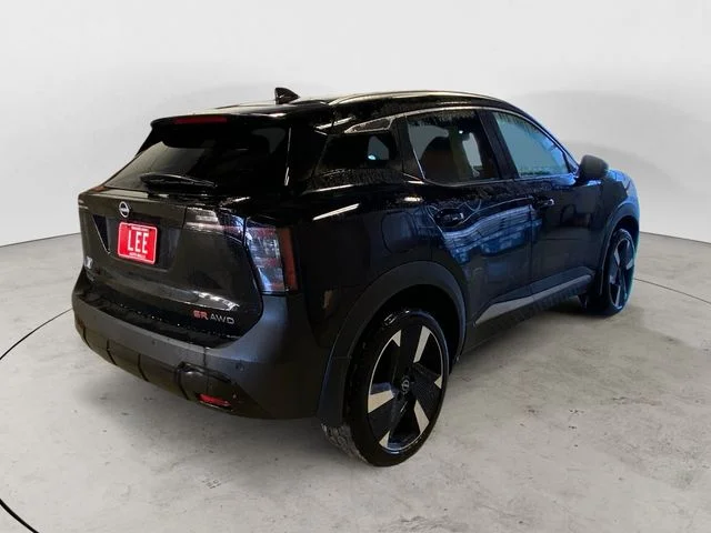 New 2026 Super Black Nissan SR image 5