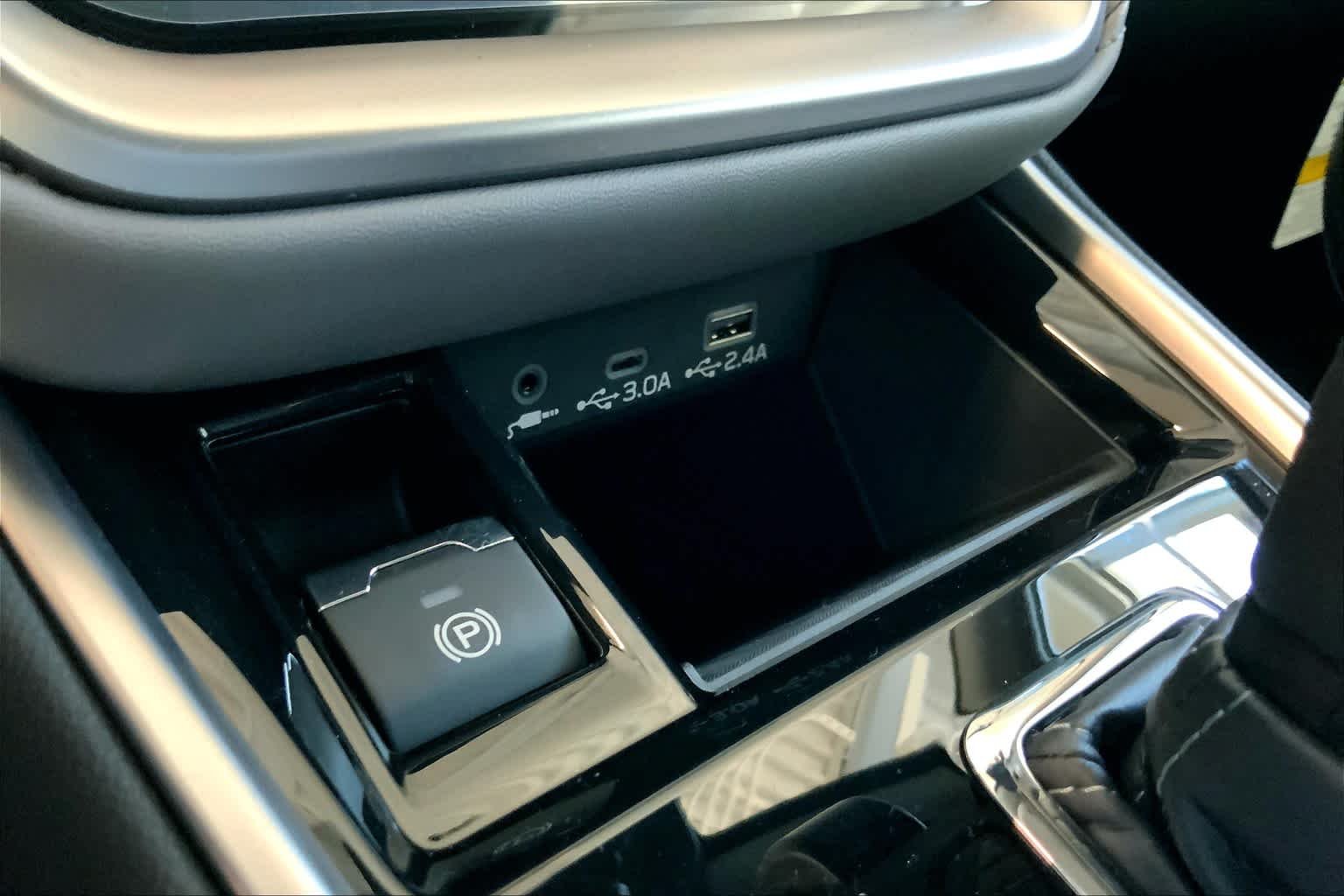 2025 Subaru Legacy Premium - Photo 17