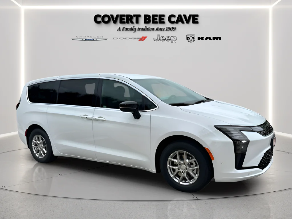 New 2027 Bright White Clear-Coat Paint Chrysler Select image 16
