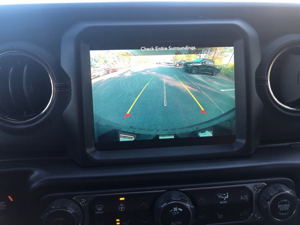 Used 2022 Black Jeep Unlimited Sahara High Altitude image 21