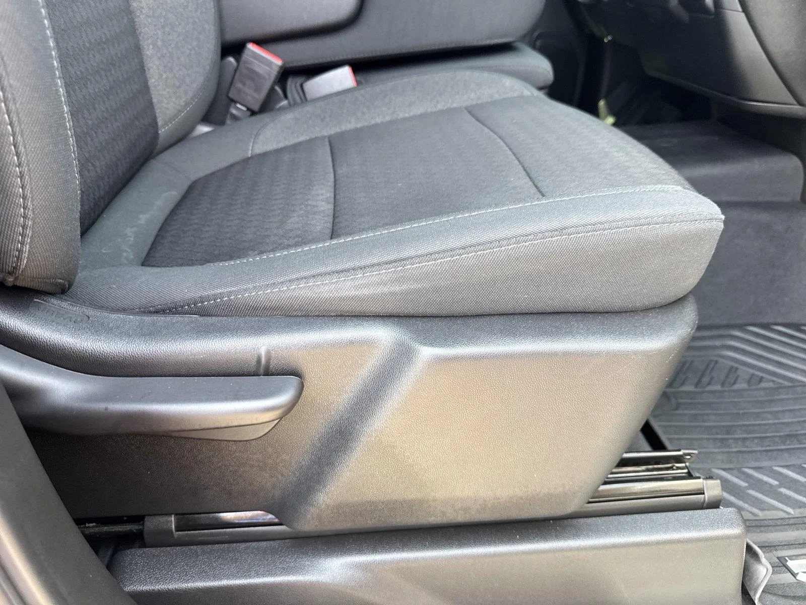 Used 2022 SATIN STEEL METALLIC Chevrolet LT image 36