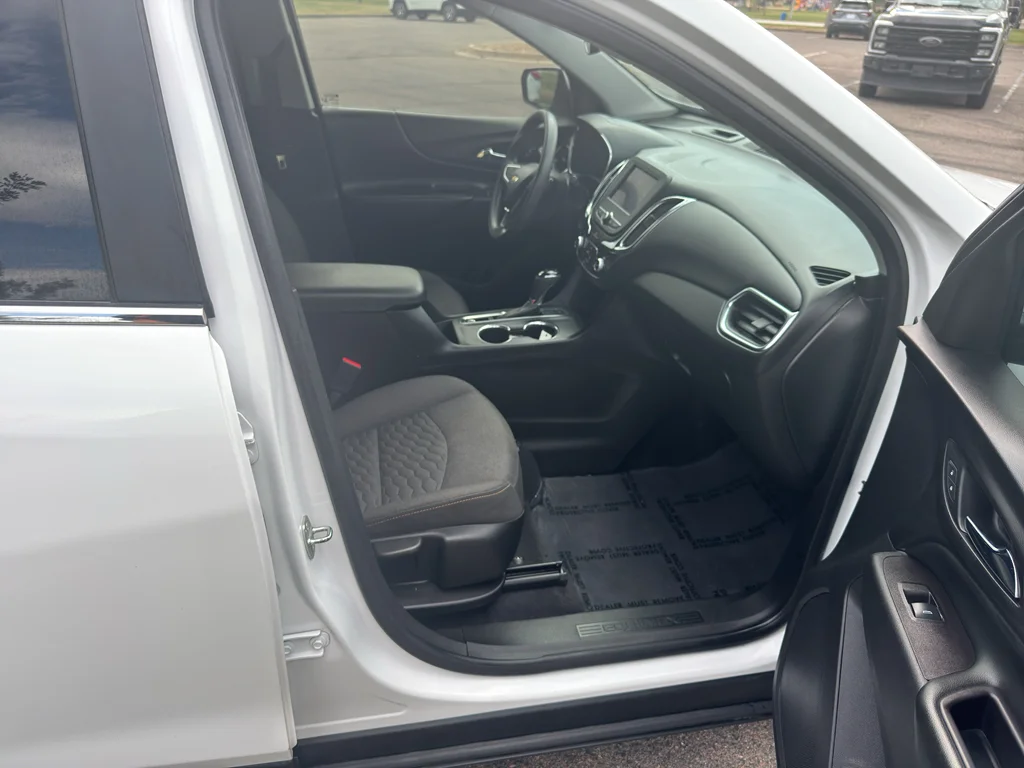 Used 2021 Summit White Chevrolet LT image 10
