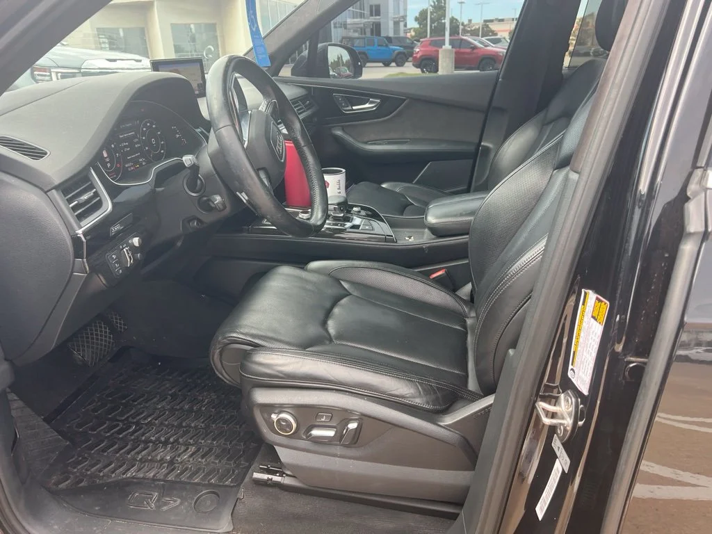 Used 2017 Black Audi 3.0T Prestige image 2