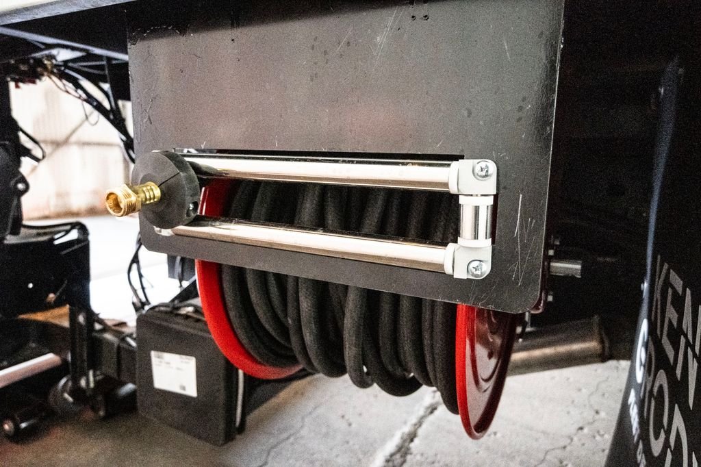 2025 Ford F-550 Super Duty Chassis Cab XL - Photo 35