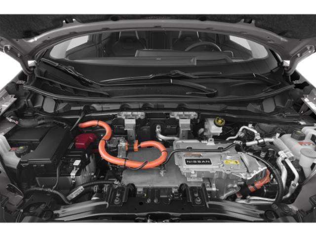 Used 2024 Everest White Pearl Tricoat/Black Diamond Pearl Nissan ENGAGE image 15