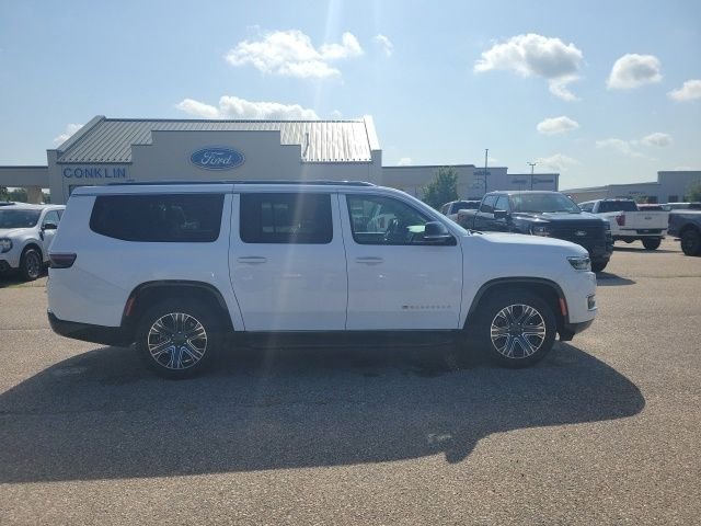 Used 2024 White Jeep Series II image 23