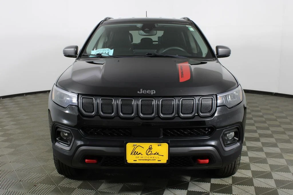 Used 2022 Black Jeep Trailhawk image 2