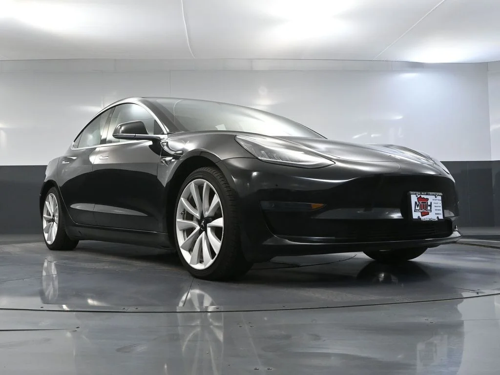 Used 2018 Black Tesla Long Range image 49