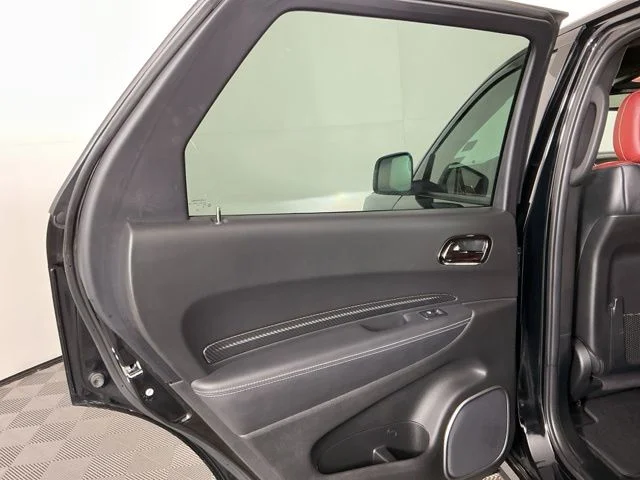 Used 2020  Dodge SRT image 26