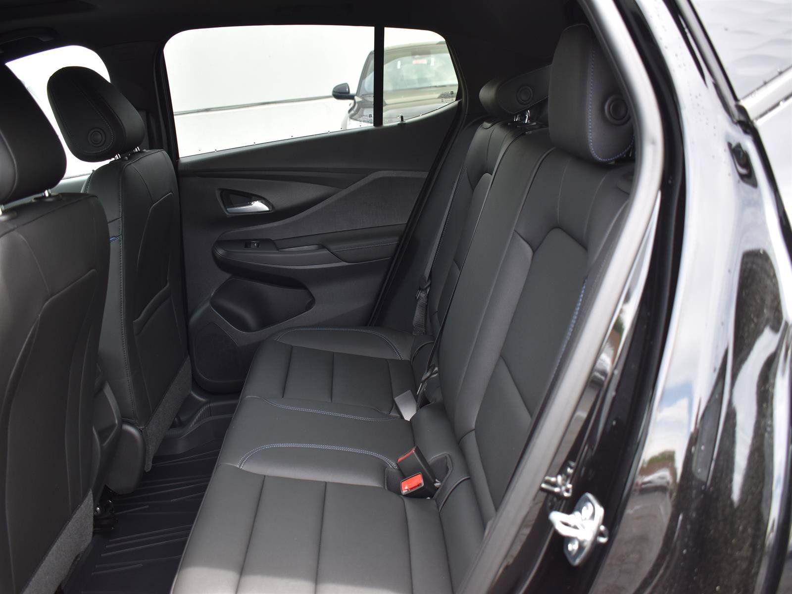 2026 Buick Envista Sport Touring - Photo 11