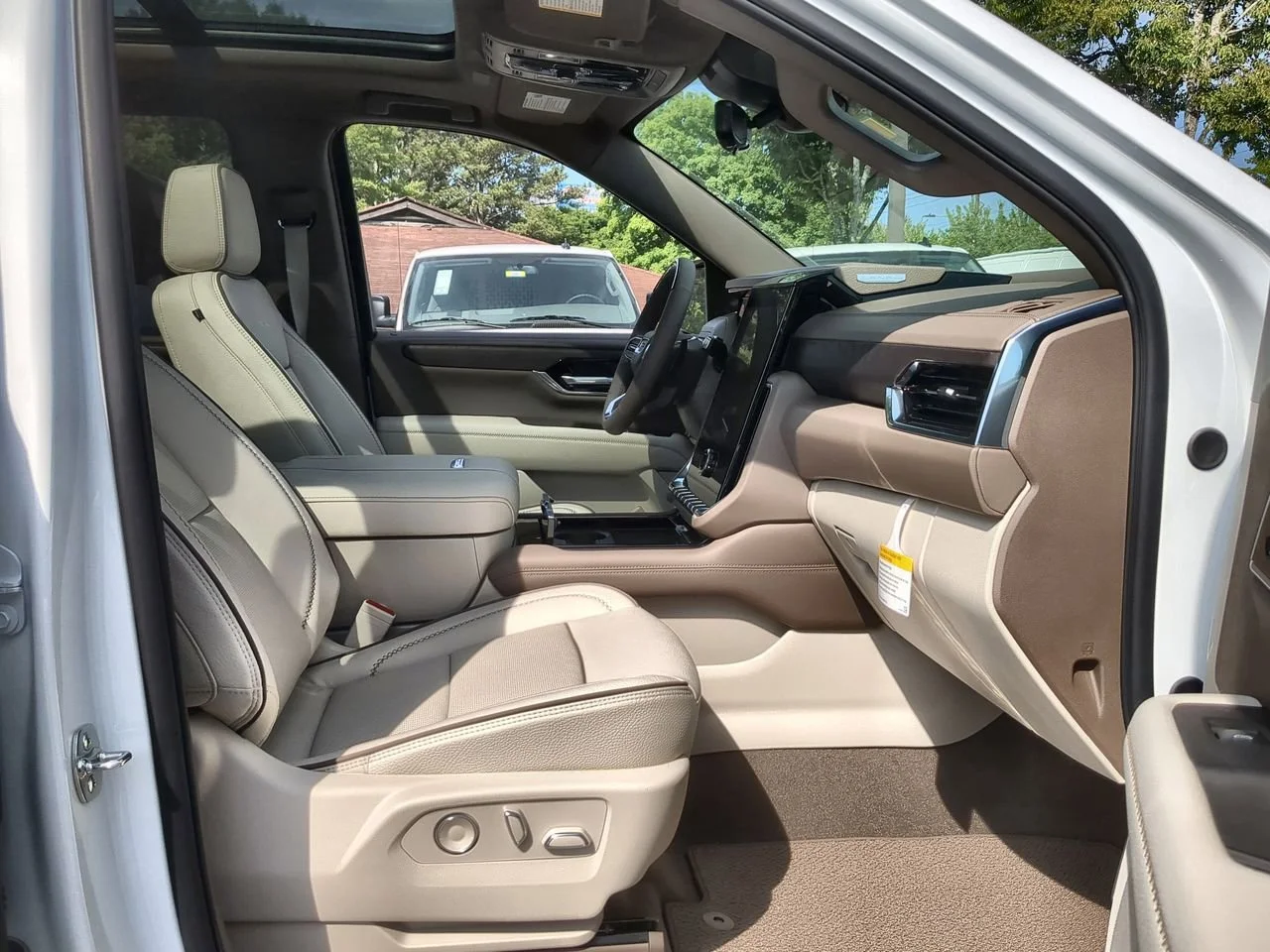 New 2026 Summit White GMC Denali image 29