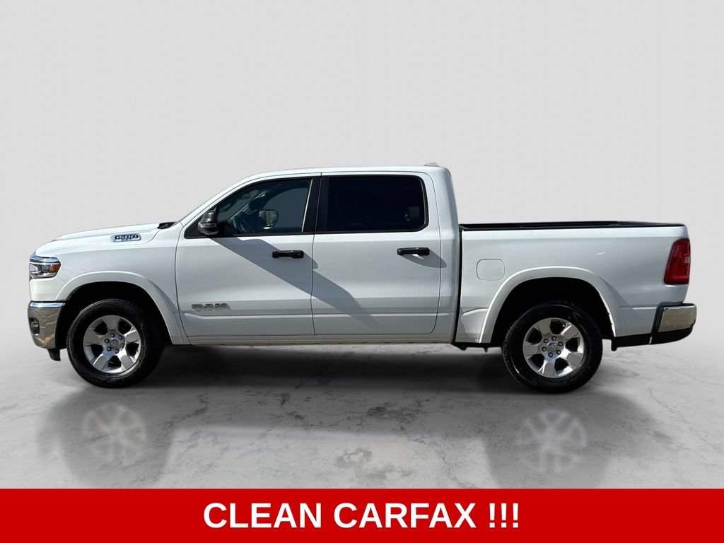 Used 2025 White Ram Big Horn/Lone Star image 4