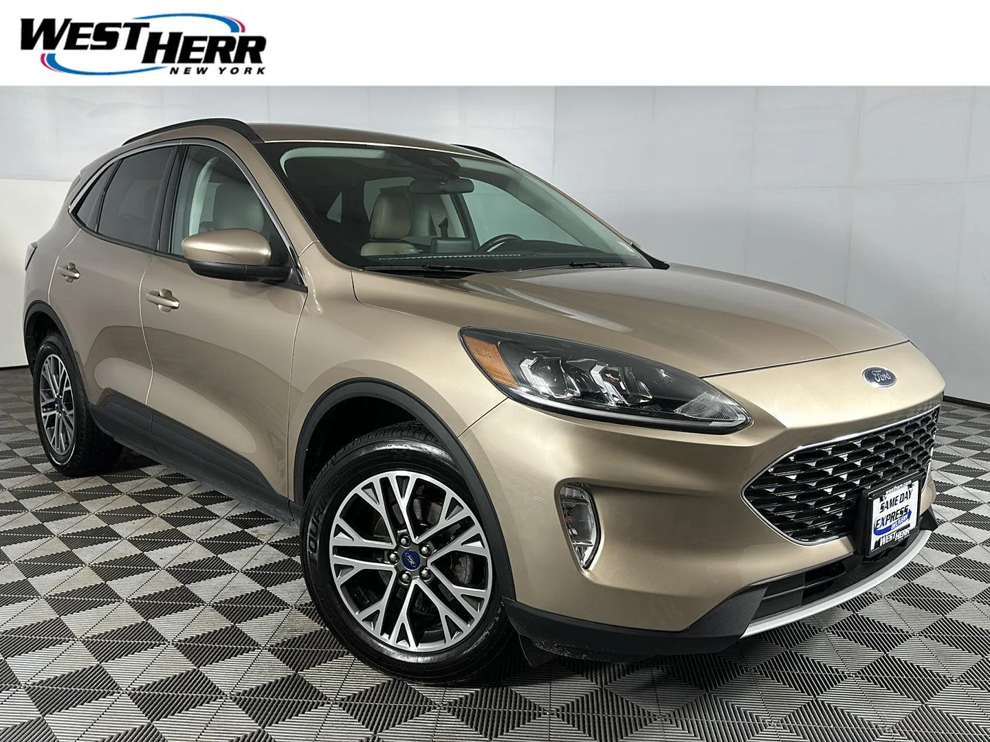 Used 2021 Desert Gold Ford SEL image 1