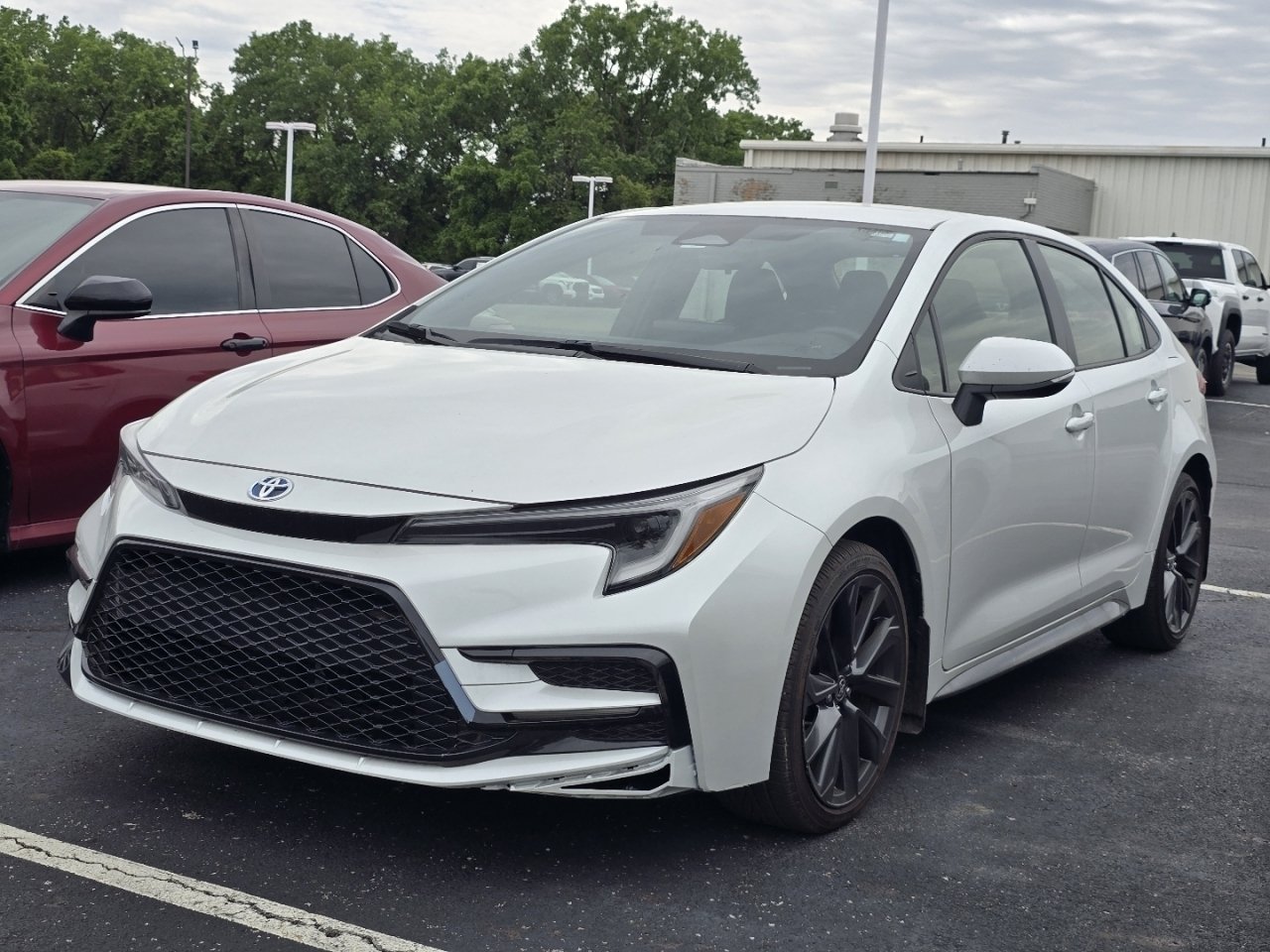 Certified Used 2025 Beige Toyota SE image 3
