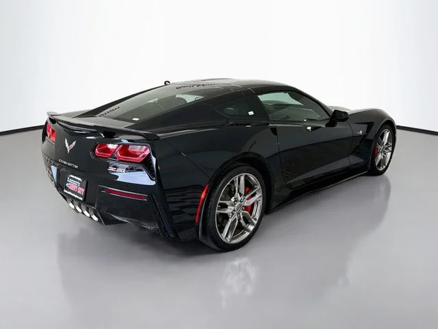 Used 2015 Black Chevrolet Stingray Z51 image 7