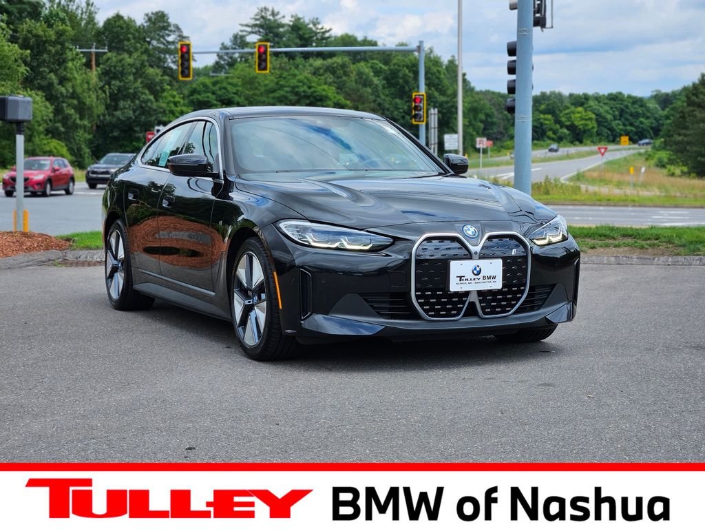 2023 BMW i4 eDrive40's photo