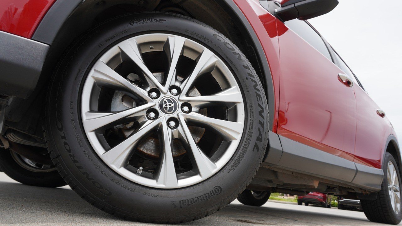 Used 2017 Red Toyota Limited image 11