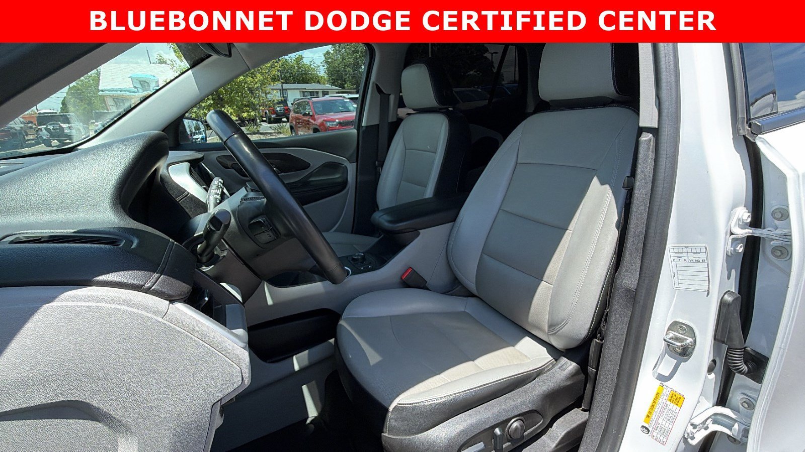Used 2024 Summit White GMC SLT image 12