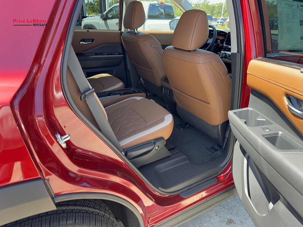 New 2026 Scarlet Ember Tintcoat Nissan Platinum image 13