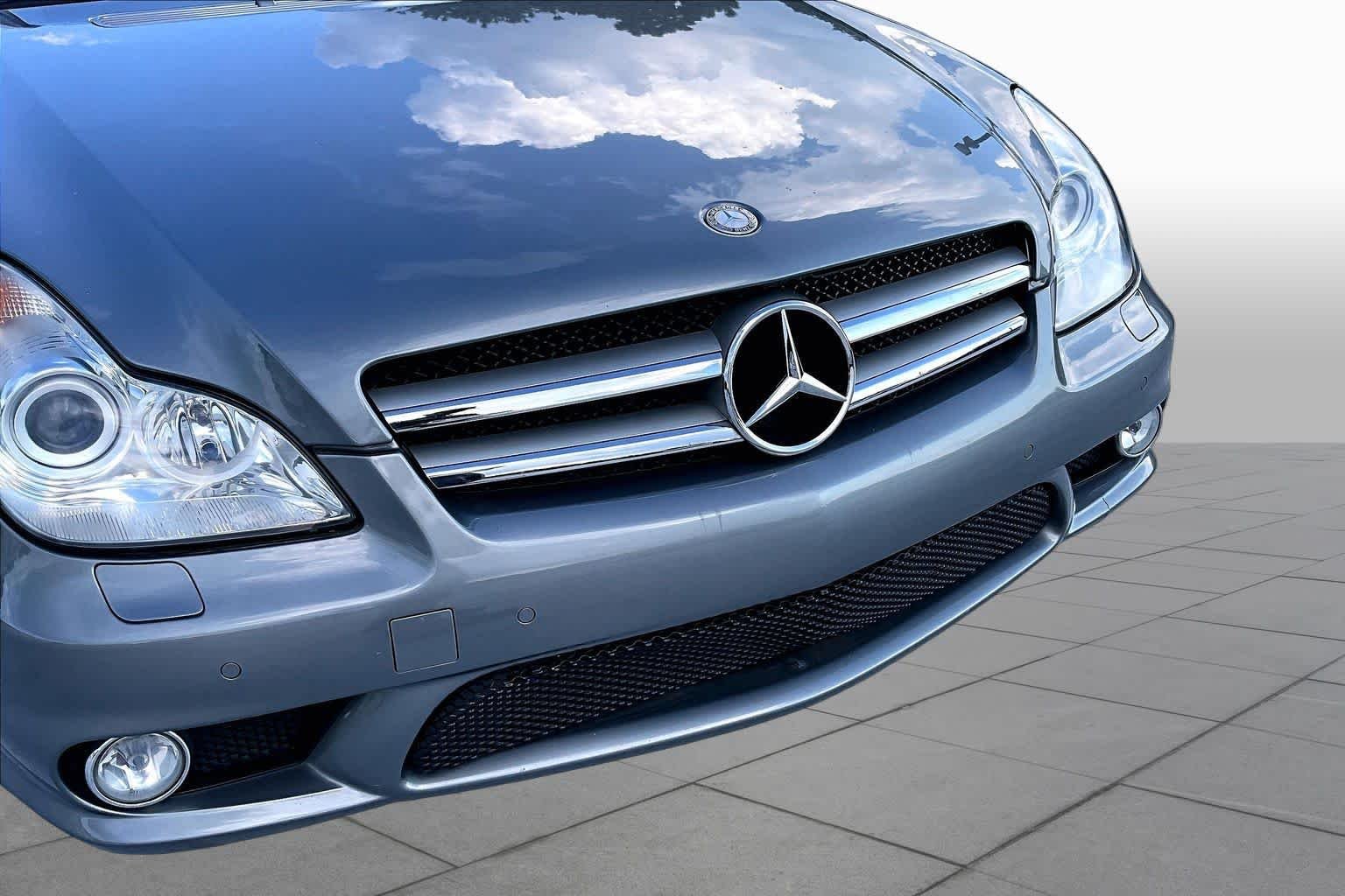 Used 2011 Flint Grey Metallic Mercedes-Benz CLS 550 image 27