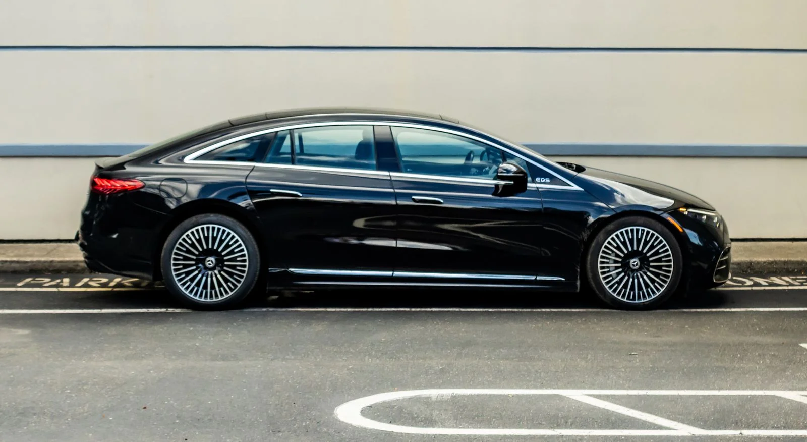 Used 2023 Black Mercedes-Benz 450 image 9
