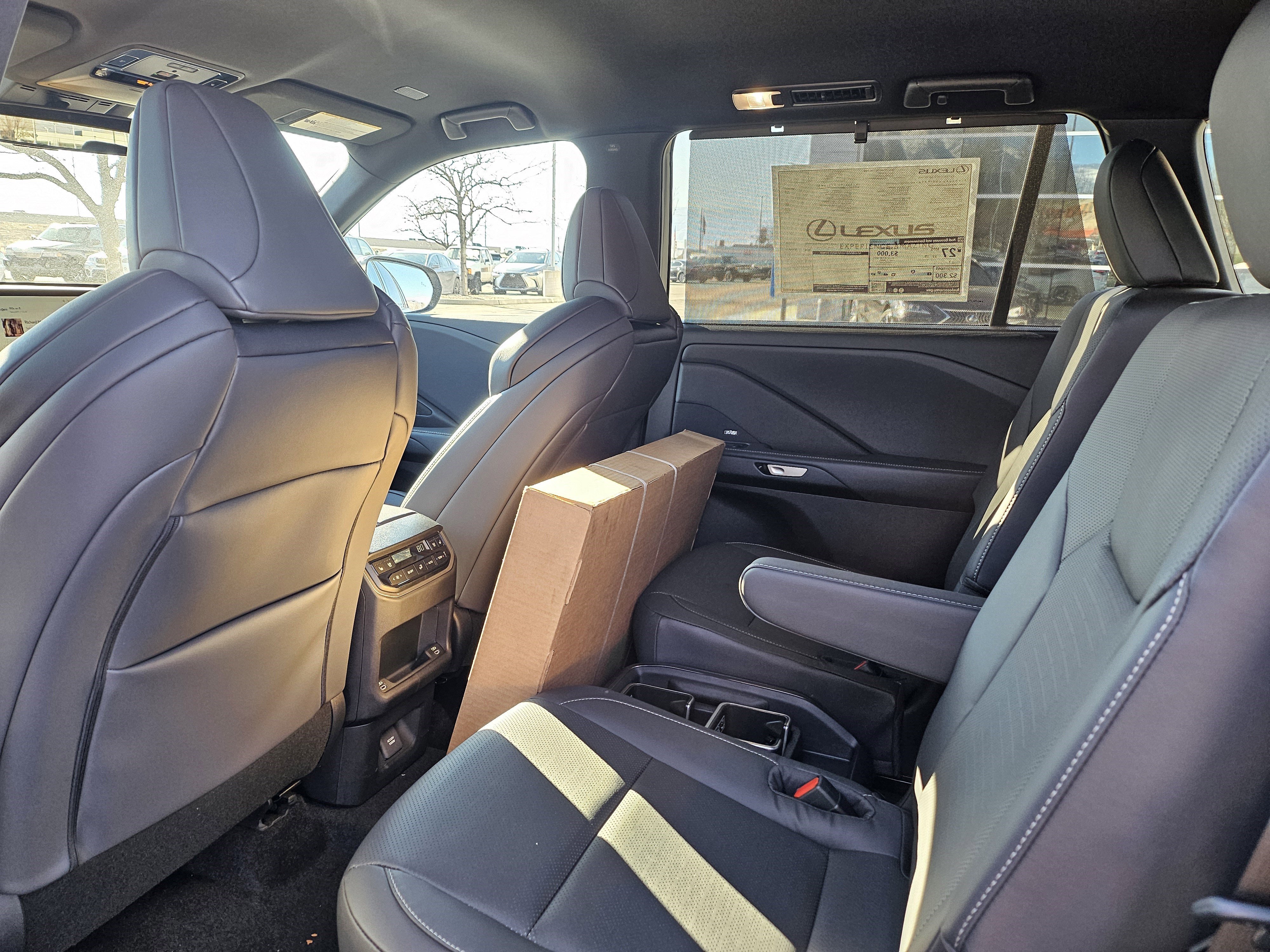2026 Lexus TX 500h F-Sport Premium - Photo 16