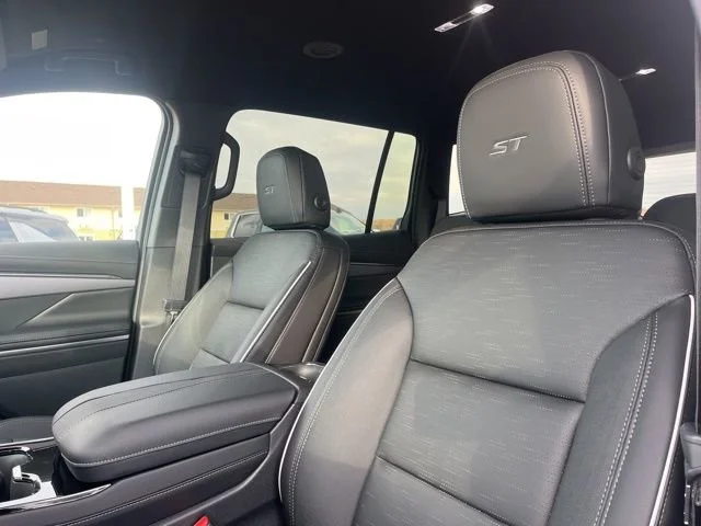 2026 Buick Enclave Sport Touring - Photo 18