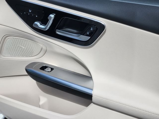 New 2026 Polar White Mercedes-Benz C 300 image 17