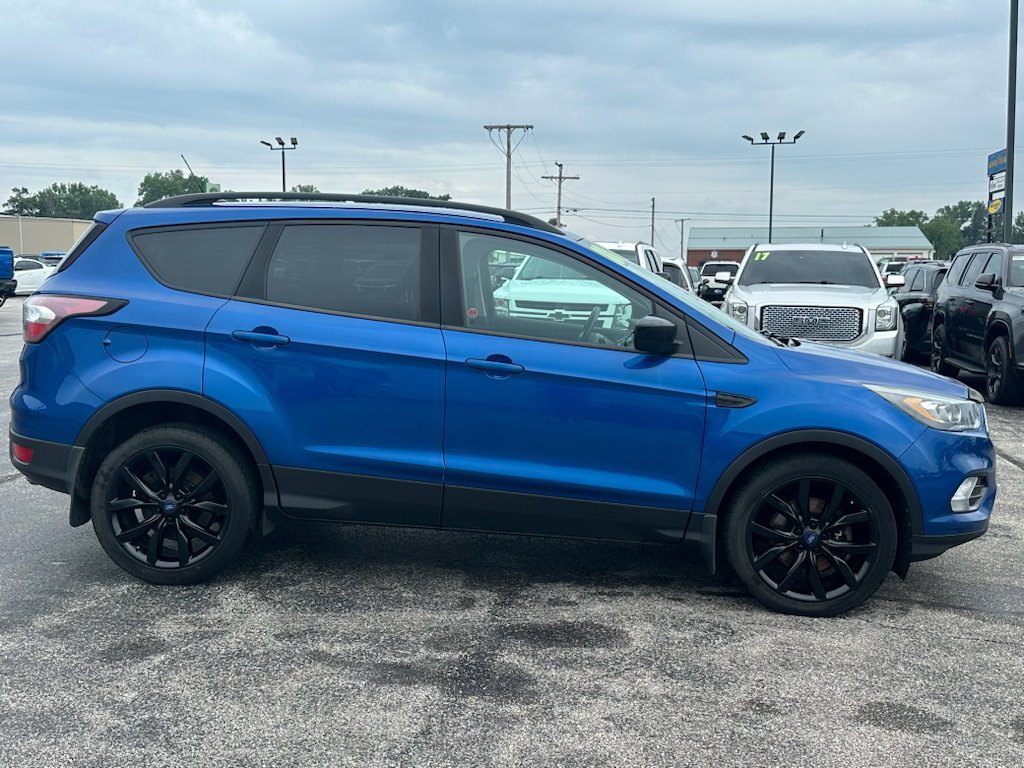 Used 2018 Blue Lightning Ford SE image 5