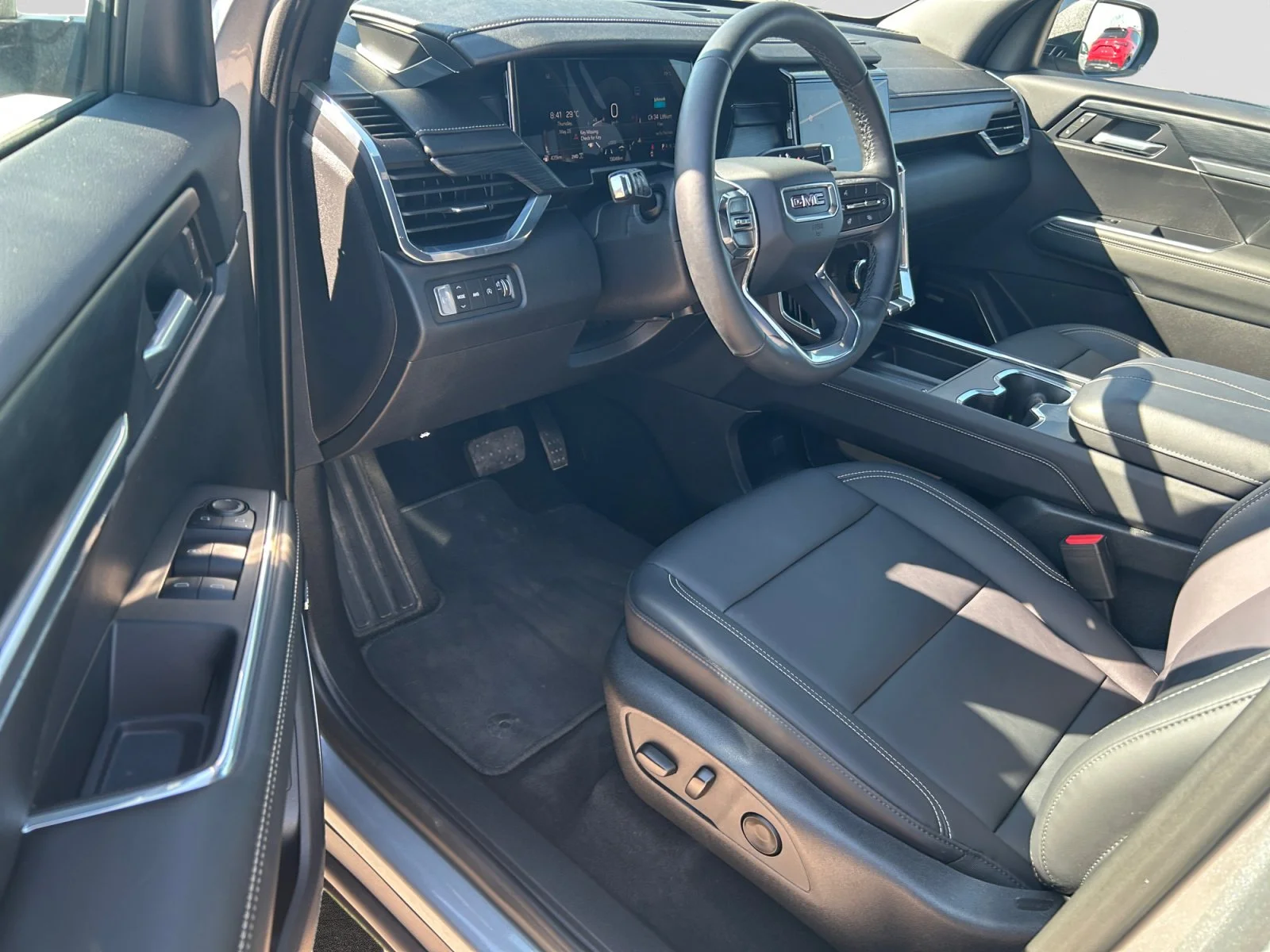 Used 2026 STERLING METALLIC GMC Elevation AWD image 13