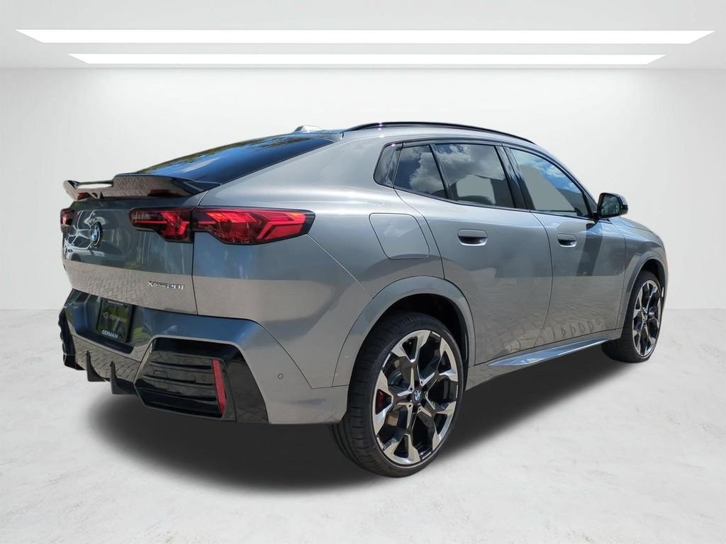 New 2026 Skyscraper Grey Metallic BMW xDrive28i image 4