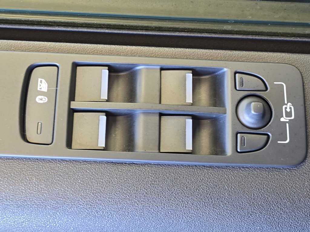 Certified Used 2025 Black Land Rover SE image 30