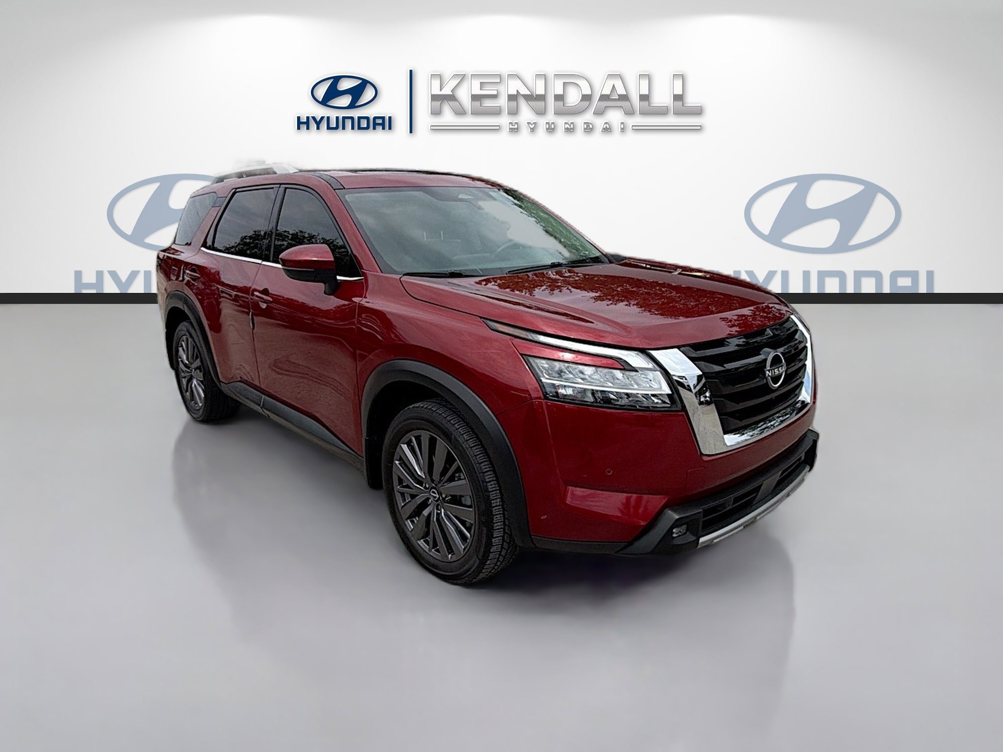 2022 Nissan Pathfinder SL 2WD's photo