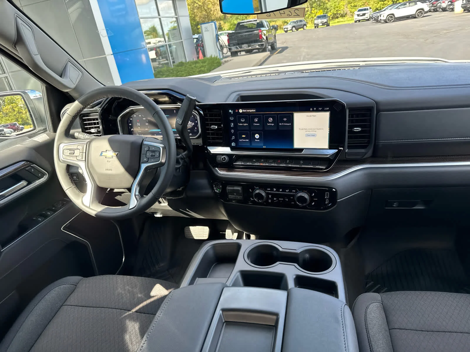 2026 Chevrolet Silverado 1500 LT - Photo 6