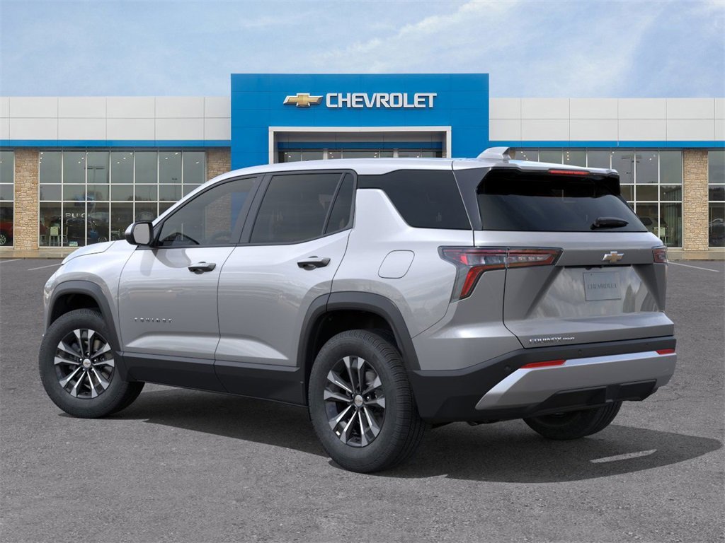 2026 Chevrolet Equinox LT photo 2