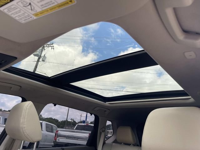 Certified Used 2023 Blue Nissan SL image 32
