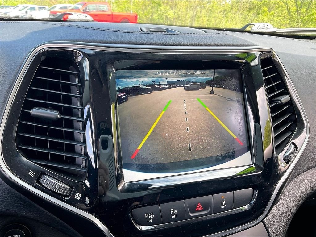 Used 2019 Bright White Clearcoat Jeep Limited image 18