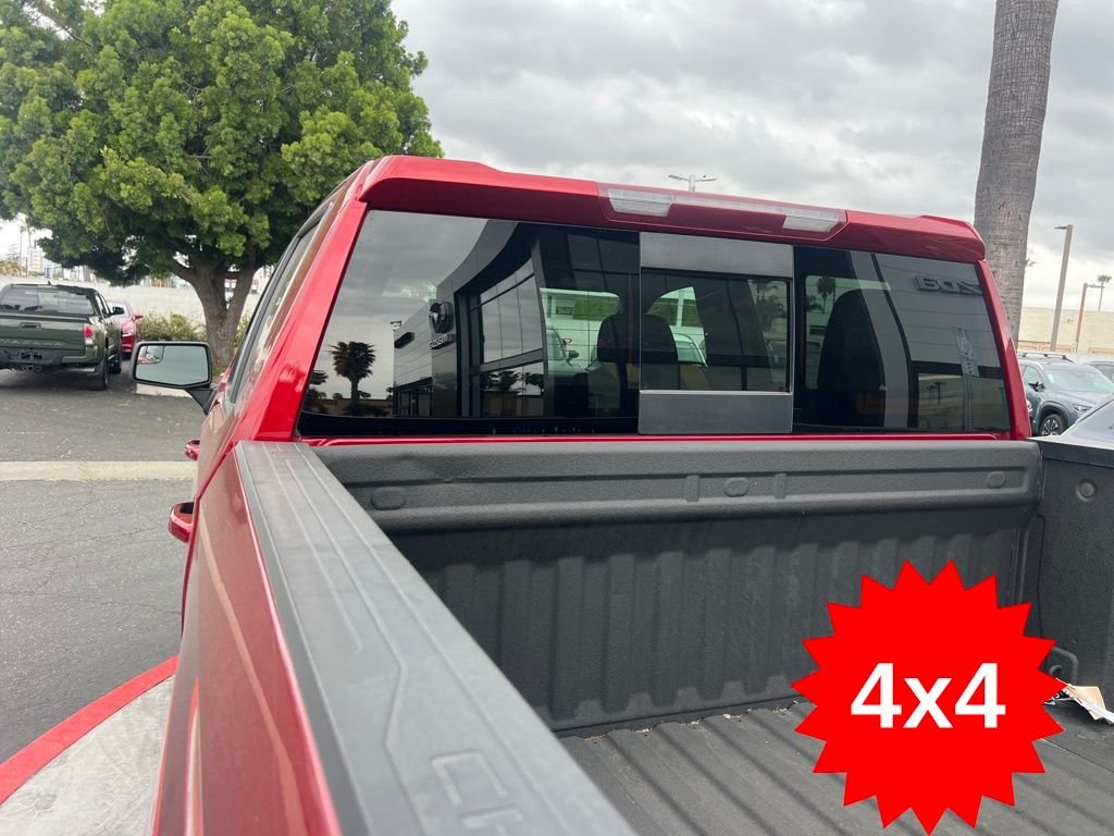 Used 2022 Red Chevrolet RST image 18