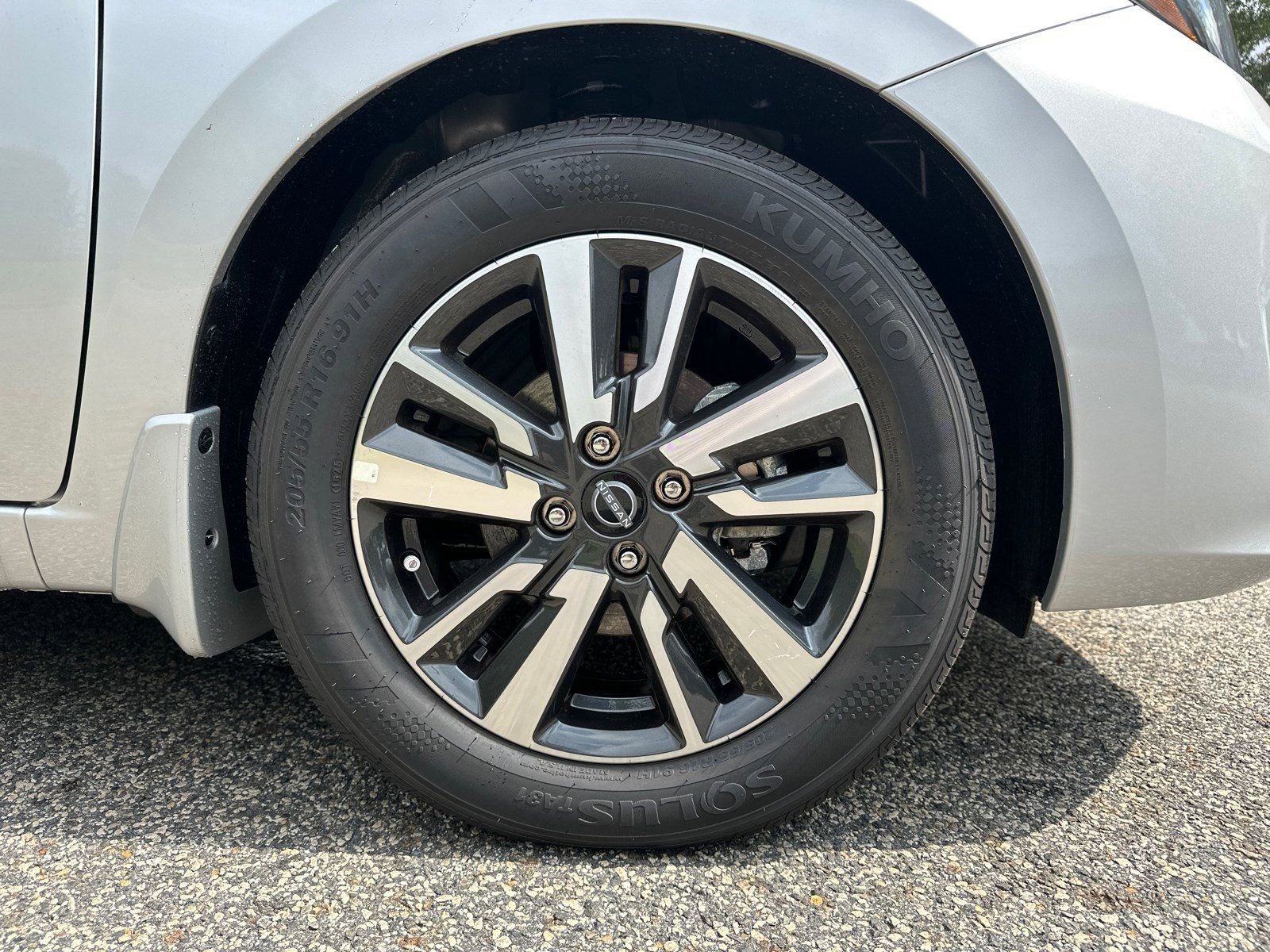 2025 Nissan Versa Sedan S - Photo 12