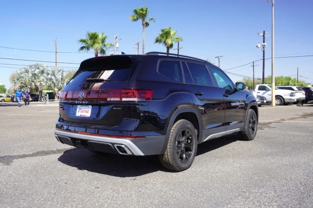 New 2026 Deep Black Pearl Volkswagen 2.0T Peak Edition image 7