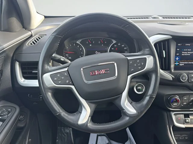 Used 2022 Silver GMC SLT image 13