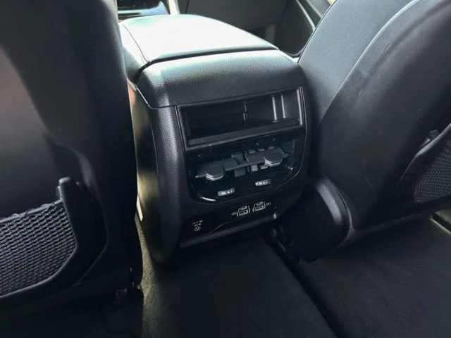 Used 2022 Gray Jeep Altitude image 21