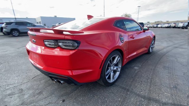 Used 2019 RED HOT Chevrolet 2SS image 8