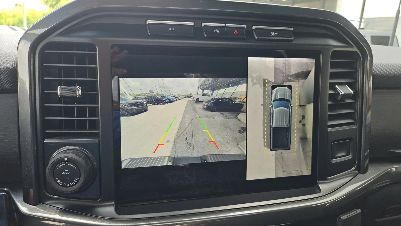 Used 2023 Red Ford XLT image 25