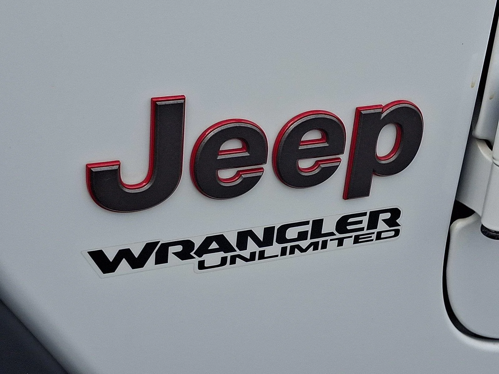 Used 2021 Bright White Clearcoat Jeep Unlimited Rubicon image 29