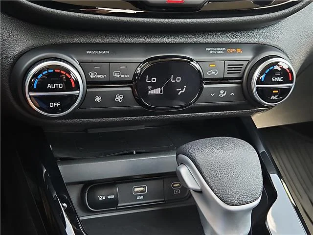 Used 2024 Inferno Red KIA S (IVT) image 17