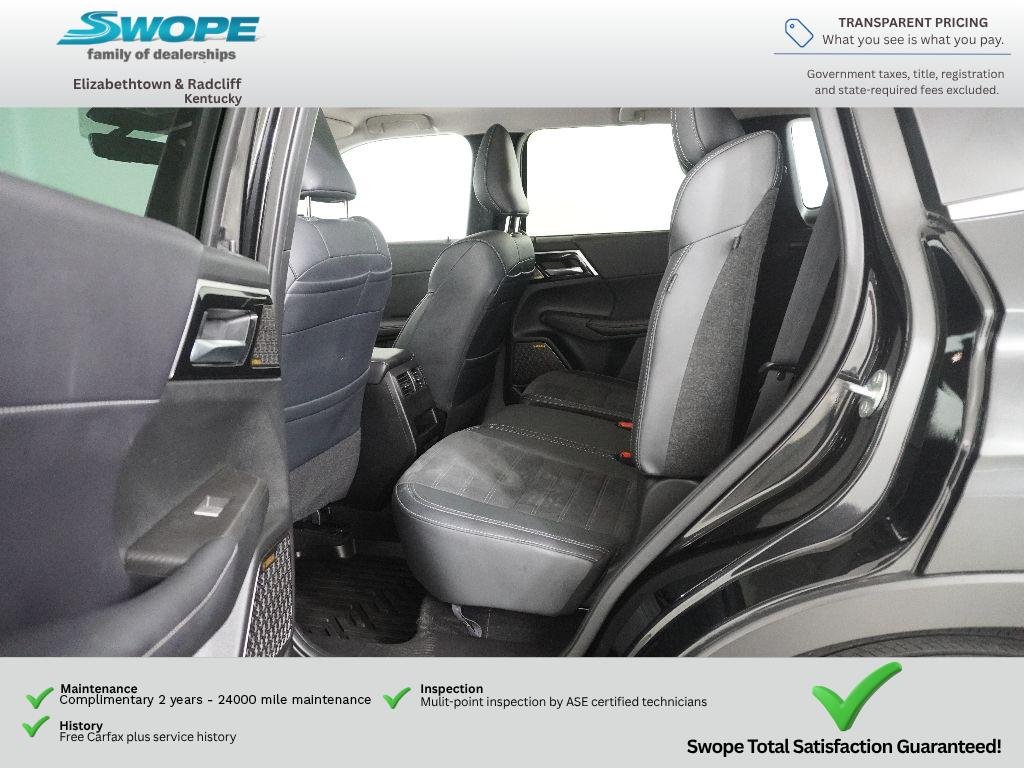 Certified Used 2025 BLACK Mitsubishi SE image 12