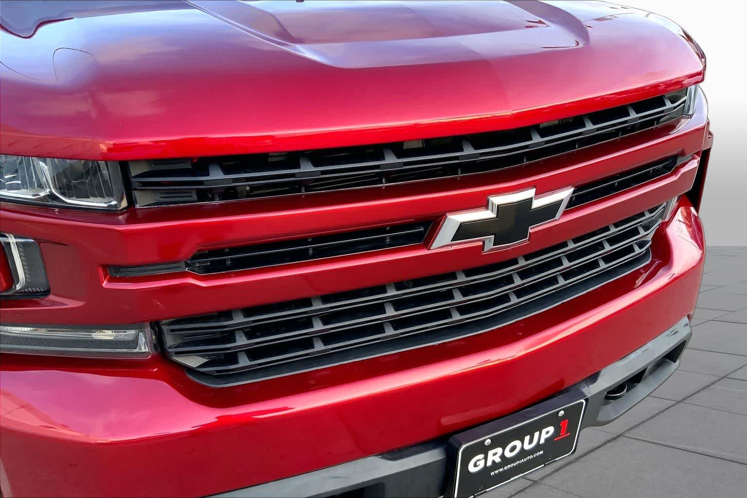 Used 2021 Cherry Red Tintcoat Chevrolet RST image 28